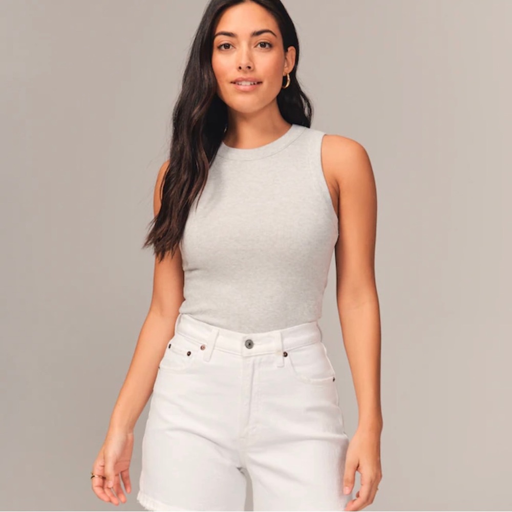 NWT Abercrombie & Fitch Curve Love High Rise Dad Short